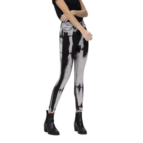 Vervet by Flying Monkey Black and White High Rise Skinny Ankle Jeans 25 - Picture 3 of 11